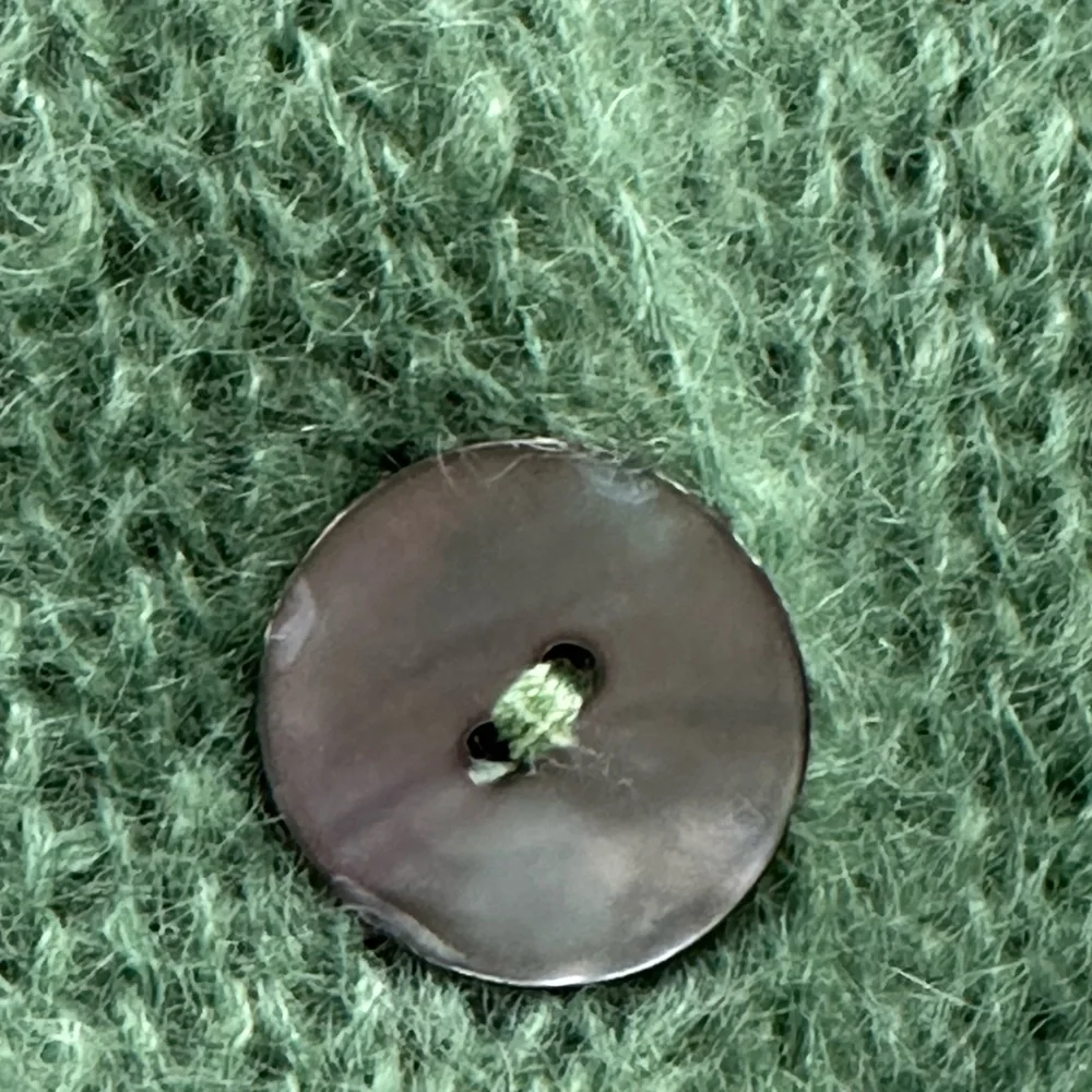 Margaret O’Leary • Kid Mohair Handknit Cardigan - Picture 11 of 12